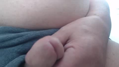 Snapshot of bigheadxxx chatting on October 7, 10:23 am Bigheadxxx online show from October 7, 10:23 am