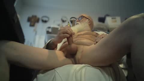 Snapshot of bigjeff01 chatting on November 6, 1:12 pm bigjeff01 online show from November 6, 1:12 pm