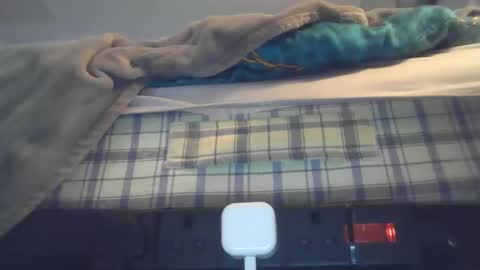 Snapshot of bigjimm71 chatting on February 25, 7:29 am bigjimm71 online show from February 25, 7:29 am