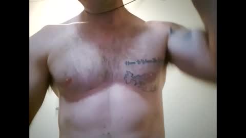 Snapshot of bigjoeyblow chatting on January 12, 7:02 am bigjoeyblow online show from January 12, 7:02 am