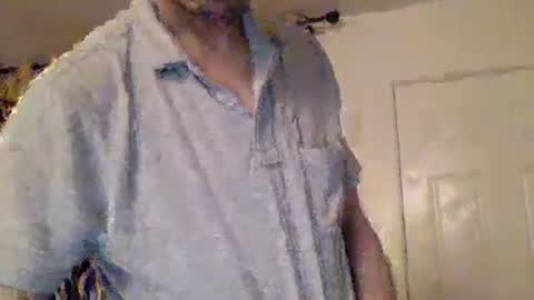 Snapshot of bigkitties69 chatting on May 25, 2:39 am Bigkitties online show from May 25, 2:39 am