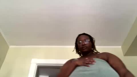 Snapshot of bigkittyraven chatting on February 26, 5:12 pm bigkittyraven online show from February 26, 5:12 pm