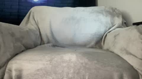 Snapshot of bigloadzisback023 chatting on September 13, 10:42 pm bigloadzisback023 online show from September 13, 10:42 pm