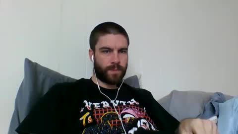 Snapshot of bigmag23 chatting on October 17, 5:59 pm bigmag23 online show from October 17, 5:59 pm