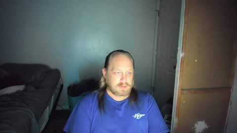 bigmike20129020 online show from June 18, 7:41 am
