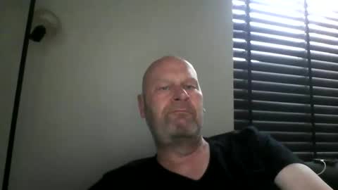 bigmike3339 online show from February 4, 8:09 am