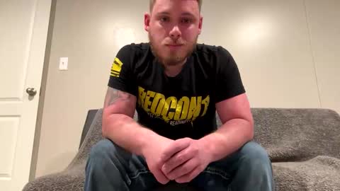 Snapshot of bigmike606420 chatting on April 28, 8:47 pm Bigmike online show from April 28, 8:47 pm