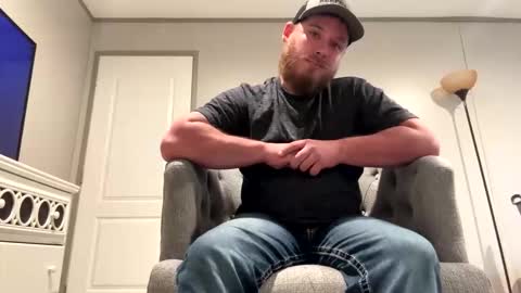 Snapshot of bigmike606420 chatting on June 8, 9:59 pm Bigmike online show from June 8, 9:59 pm
