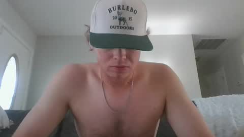 Snapshot of bigpepe7719 chatting on March 6, 1:29 pm bigpepe7719 online show from March 6, 1:29 pm