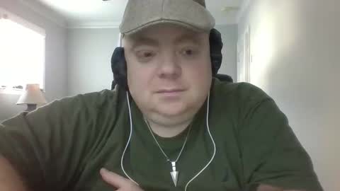 Snapshot of bigred_nyc chatting on January 27, 6:09 pm Big Red online show from January 27, 6:09 pm