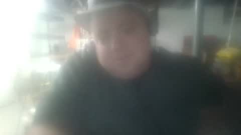 Snapshot of bigred_nyc chatting on December 19, 8:43 am Big Red online show from December 19, 8:43 am