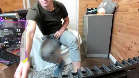 bigsshark online show from December 19, 10:55 am