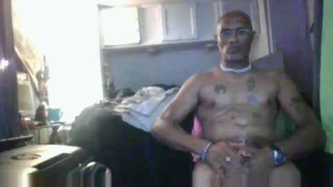 Snapshot of bigsteppa2027 chatting on October 18, 7:42 am bigsteppa2027 online show from October 18, 7:42 am