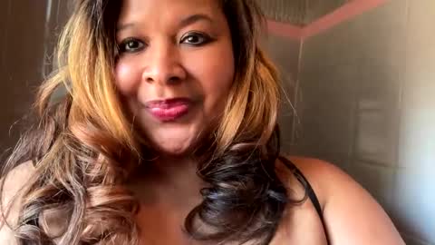 Snapshot of bigtits1234 chatting on January 15, 5:47 pm Mochas 42HH Room online show from January 15, 5:47 pm