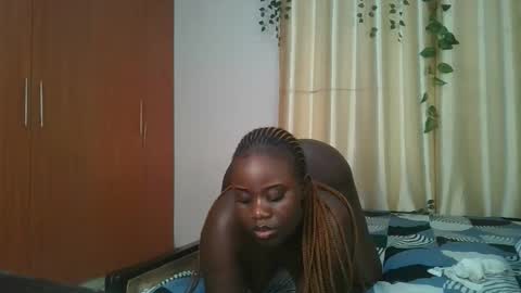 bigtits_baddie online show from December 2, 11:00 pm