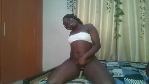 bigtits_baddie online show from December 16, 7:52 pm