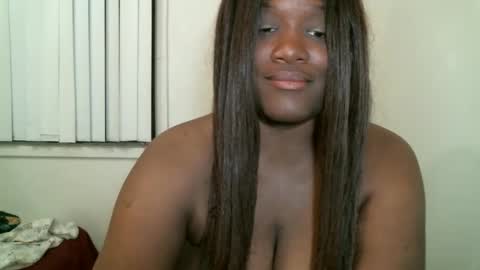 Snapshot of bigtitscassie chatting on January 2, 2:22 am Bigtitscassie online show from January 2, 2:22 am