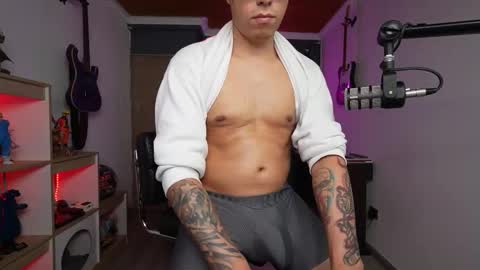 bigxboy96 online show from November 5, 11:16 pm