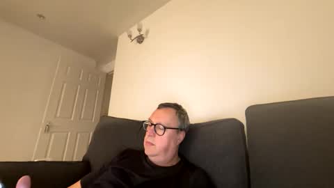 Snapshot of bihudddds chatting on February 4, 7:09 pm Just call me master online show from February 4, 7:09 pm