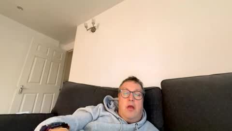 Snapshot of bihudddds chatting on February 7, 3:05 pm Just call me master online show from February 7, 3:05 pm