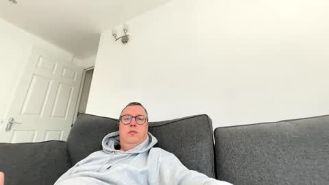 Snapshot of bihudddds chatting on February 16, 11:06 am Just call me master online show from February 16, 11:06 am