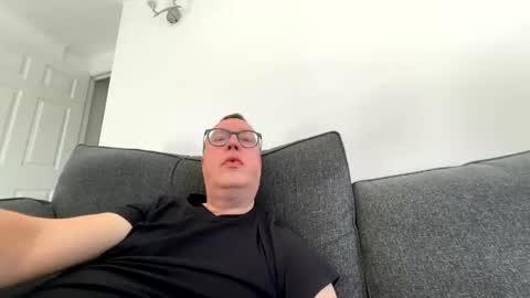 Snapshot of bihudddds chatting on February 22, 10:14 am Just call me master online show from February 22, 10:14 am