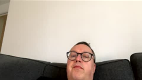 Snapshot of bihudddds chatting on March 6, 11:17 am Just call me master online show from March 6, 11:17 am