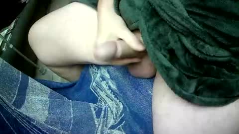 Snapshot of bikeman17 chatting on January 31, 8:07 pm bikeman17 online show from January 31, 8:07 pm