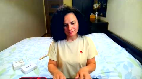 Snapshot of bililay chatting on May 21, 9:22 pm DOM NIKA online show from May 21, 9:22 pm