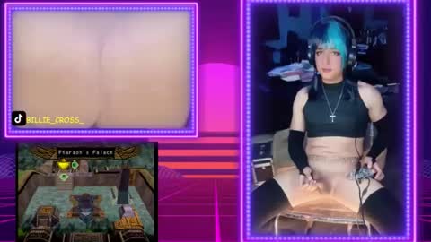 billie_cross_ online show from April 19, 8:13 am