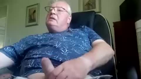 Snapshot of billlllllyb chatting on July 7, 2:32 pm billlllllyb online show from July 7, 2:32 pm