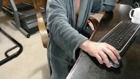 Snapshot of billy471 chatting on February 28, 1:14 pm billy471 online show from February 28, 1:14 pm