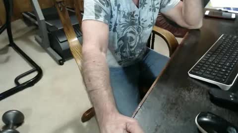 billy471 online show from April 6, 10:54 pm