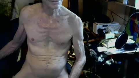 billy56cluber online show from April 16, 8:42 pm