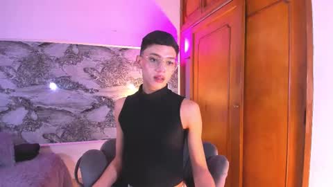 Snapshot of billy_jamees chatting on February 3, 11:59 am Sam online show from February 3, 11:59 am