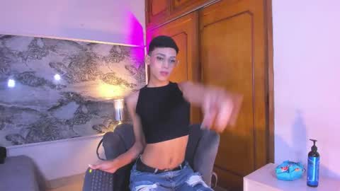 Snapshot of billy_jamees chatting on February 7, 12:09 pm Sam online show from February 7, 12:09 pm