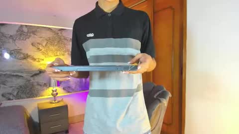 Snapshot of billy_jamees chatting on February 21, 12:17 pm Sam online show from February 21, 12:17 pm