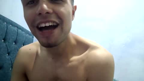 Snapshot of billy_magteo chatting on May 27, 4:04 pm billy_magteo online show from May 27, 4:04 pm