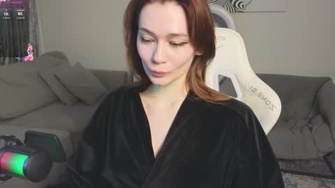 bimboterica online show from January 12, 4:45 pm