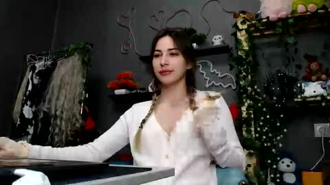 binalina online show from October 8, 9:40 am