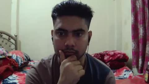 birbikrom104 online show from March 6, 6:54 am