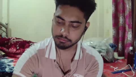 birbikrom104 online show from March 25, 5:24 am