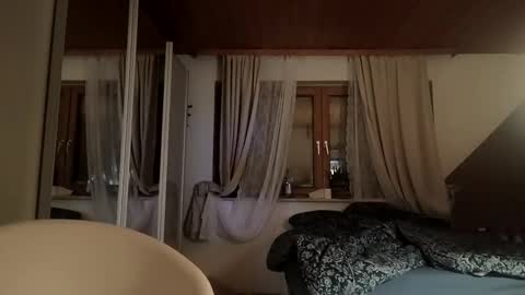 pocolococo online show from February 2, 9:08 am