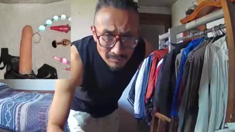 Manu O online show from December 19, 9:33 pm