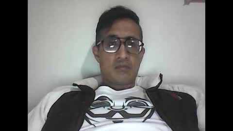 Manu O online show from March 9, 2:26 am