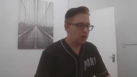 Bisexual boy online show from November 1, 3:25 pm