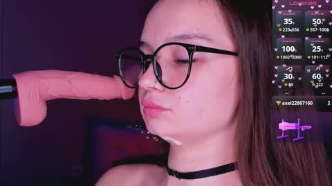 Snapshot of bitchpeace_ chatting on November 29, 4:10 pm Diana online show from November 29, 4:10 pm