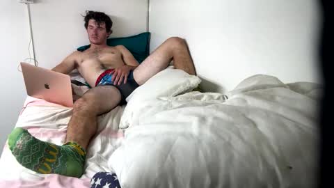 bitedeforain online show from October 9, 3:43 pm