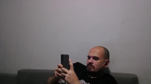 Snapshot of bixbax007 chatting on June 2, 12:01 am George Maria online show from June 2, 12:01 am