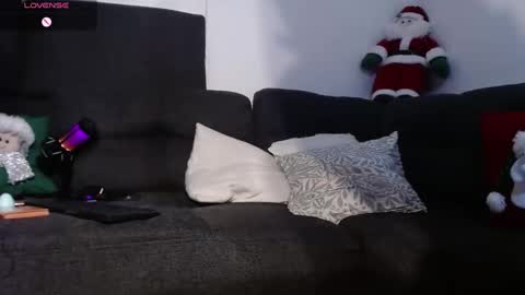 Jenn online show from December 21, 4:19 am